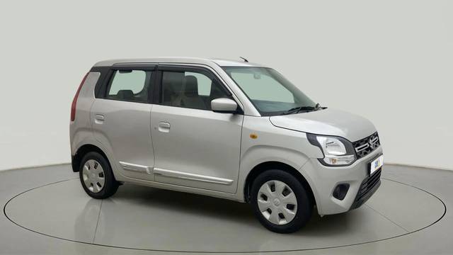 https://images10.gaadi.com/usedcar_image/4510543/original/967fb39eb8e3b18ea3f678e90de2fbc0.jpg?imwidth=6400
