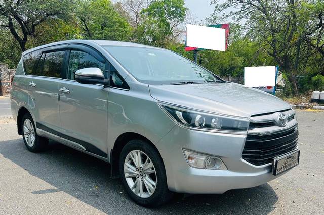 https://images10.gaadi.com/usedcar_image/4510560/original/processed_1c72a6f254ad790af0dccd5534799c69.jpg?imwidth=6400