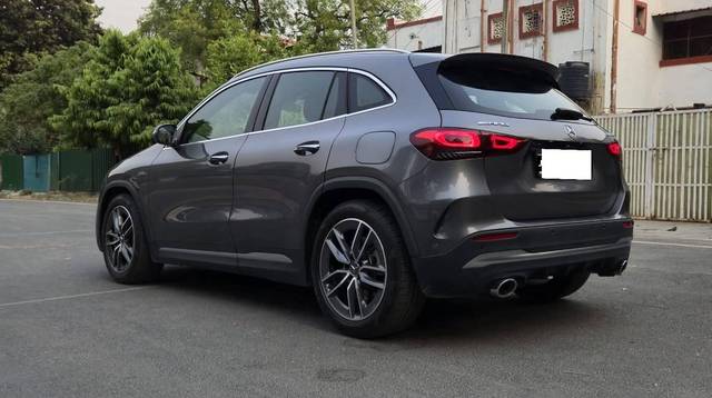 https://images10.gaadi.com/usedcar_image/4510561/original/processed_589258df584b346fc51b2c5745102621.jpg?imwidth=6402