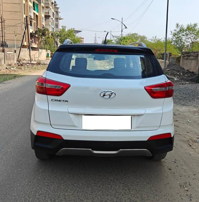 https://images10.gaadi.com/usedcar_image/4510563/original/processed_e5d81db715781f3ab54f76761520e3a2.jpg?imwidth=6401