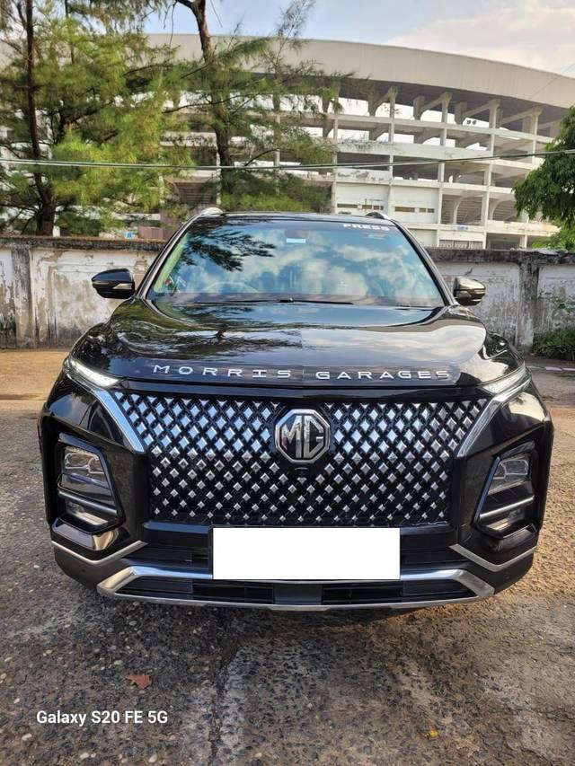 https://images10.gaadi.com/usedcar_image/4510565/original/processed_0cee3c06af7575aef923d679325a1a63.jpg?imwidth=6400