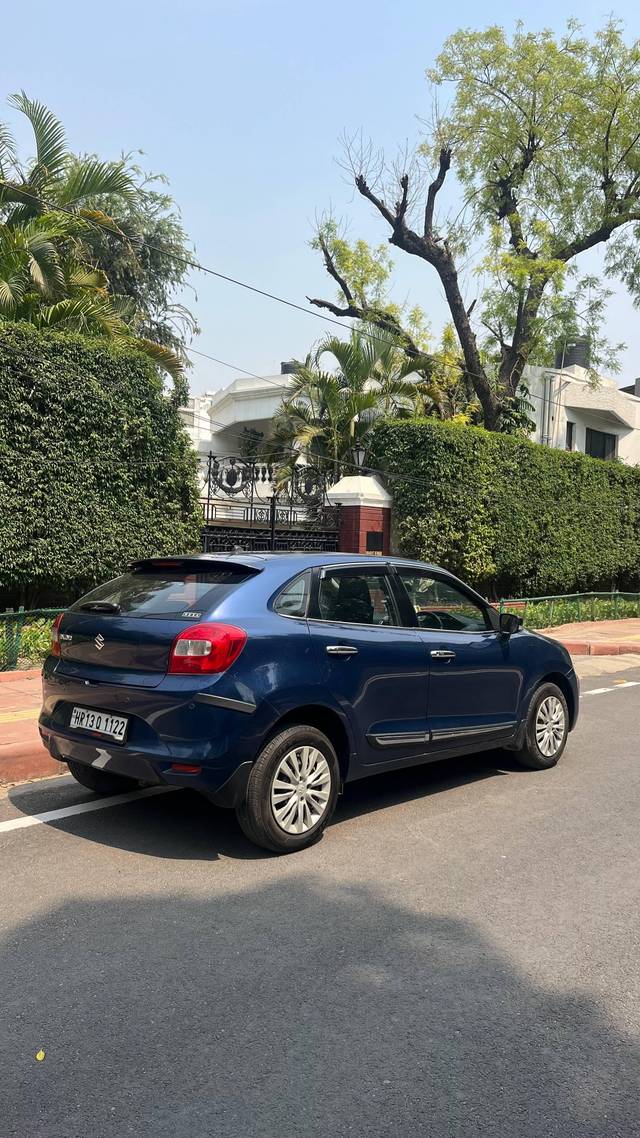 https://images10.gaadi.com/usedcar_image/4510588/original/processed_e7b8b507-549a-406d-a304-f46846268b0e.jpg?imwidth=6402