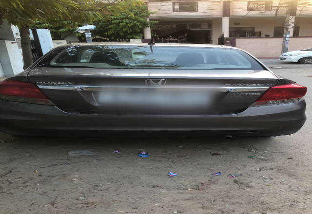 https://images10.gaadi.com/usedcar_image/4510619/original/e456ea22-7ece-44d0-81d0-fab1e8f576fa.?imwidth=6402