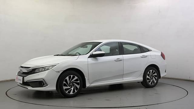 https://images10.gaadi.com/usedcar_image/4510664/original/3ce5de399077f2d1f050a433cf1ea873.JPG?imwidth=6400