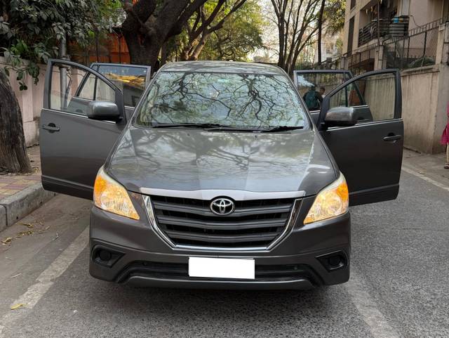 https://images10.gaadi.com/usedcar_image/4510668/original/processed_9c451051-0f6f-463d-b88c-63ba3bc6754d.jpg?imwidth=6400