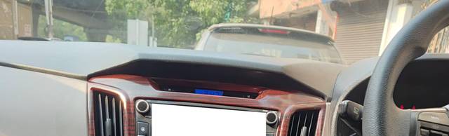 https://images10.gaadi.com/usedcar_image/4510698/original/processed_f34f195ee8d1de9d709e383686c13a8a.jpg?imwidth=6400