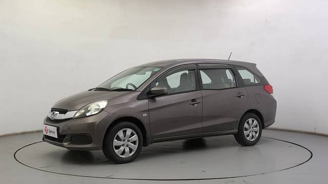 https://images10.gaadi.com/usedcar_image/4510702/original/fdad735a41a7c1dedc06c03d3f9b7948.JPG?imwidth=6400
