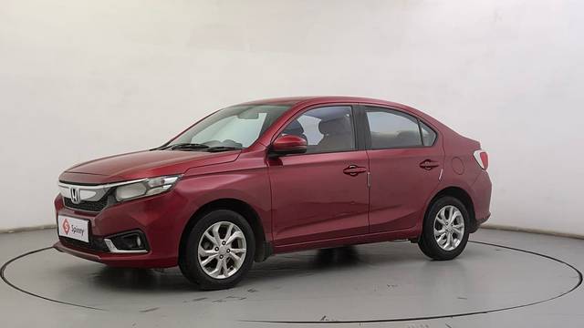 https://images10.gaadi.com/usedcar_image/4510703/original/334606f89b992ebbad4bd7e7a139df25.JPG?imwidth=6400