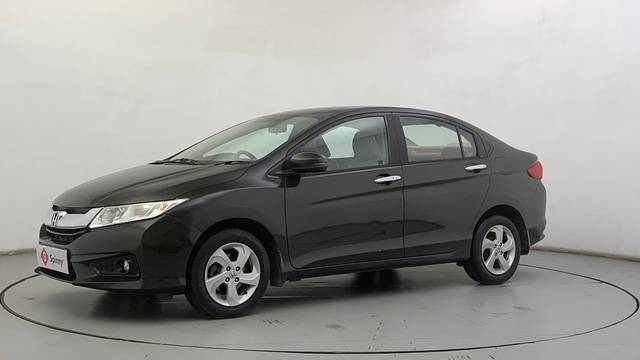 https://images10.gaadi.com/usedcar_image/4510708/original/79b619401aa7ee021b6cc480bb44d984.JPG?imwidth=6400
