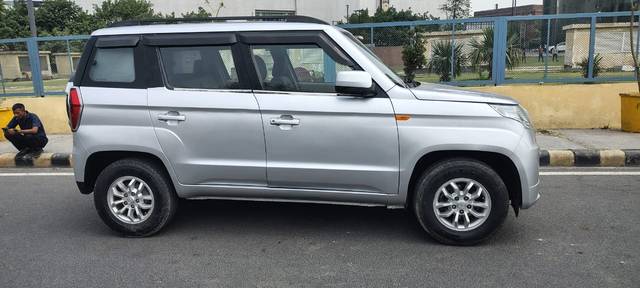 https://images10.gaadi.com/usedcar_image/4510730/original/44a63dea1e8aadfacc5093510003c567.jpg?imwidth=6401