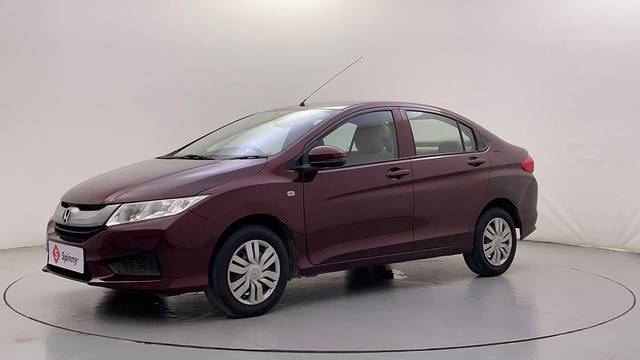https://images10.gaadi.com/usedcar_image/4510736/original/8266c9a4151f9be4f70703b9b83871c7.JPG?imwidth=6400