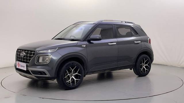 https://images10.gaadi.com/usedcar_image/4510765/original/b75555249d40d01260c202c670565895.JPG?imwidth=6400