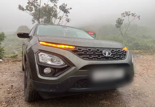 https://images10.gaadi.com/usedcar_image/4510771/original/f8606f83-c40a-4aa2-a2d6-f56bfdcc0698.?imwidth=6400