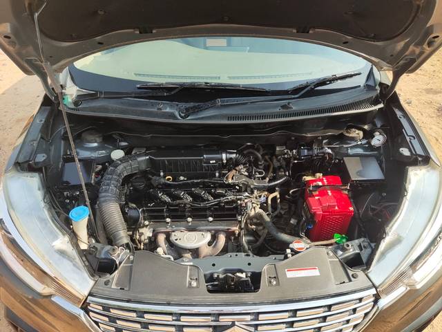 https://images10.gaadi.com/usedcar_image/4510799/original/df3f12d1fe8fe73f3be4c7140b0f068b.jpg?imwidth=6402