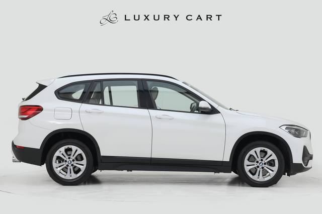 https://images10.gaadi.com/usedcar_image/4510801/original/processed_db74160578dfc061fc249e721071eed6.jpg?imwidth=6401