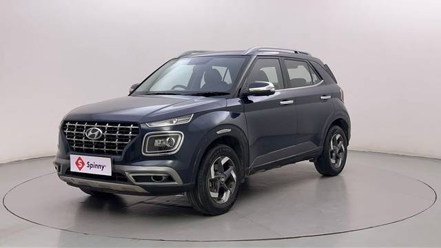https://images10.gaadi.com/usedcar_image/4510809/original/bd2dad426ec1f2b25625fc14c0c8c757.JPG?imwidth=6400