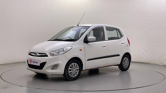 https://images10.gaadi.com/usedcar_image/4510846/original/08c675c5e82044cc513412b4e727e0c8.JPG?imwidth=6400