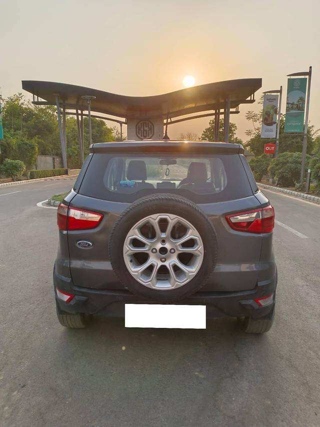 https://images10.gaadi.com/usedcar_image/4510865/original/processed_45ced7475943ed09c002dccead462eb8.jpg?imwidth=6402