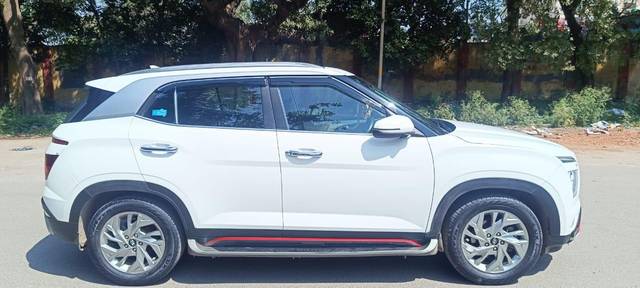 https://images10.gaadi.com/usedcar_image/4510885/original/5b4f98f88794c52f9b6e463854706f8e.jpeg?imwidth=6401