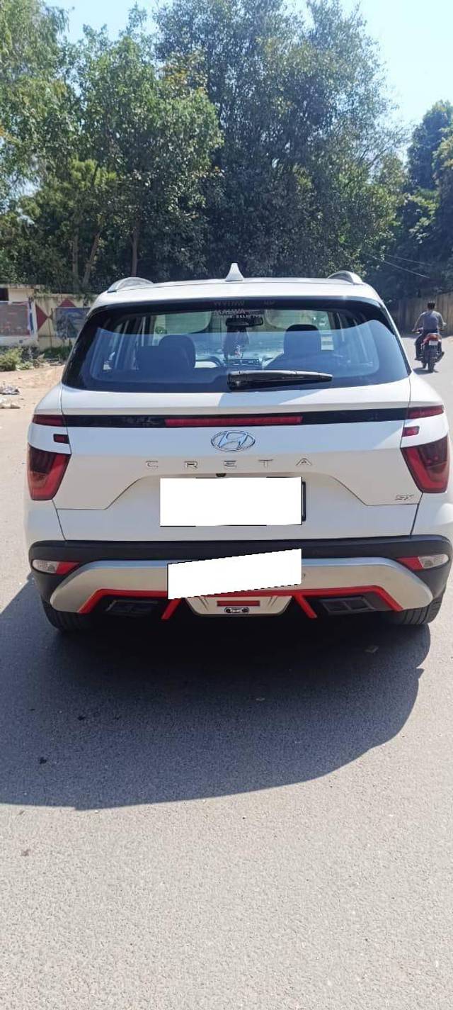 https://images10.gaadi.com/usedcar_image/4510885/original/processed_af37b464a89b0d6a777884e286e0f10c.jpeg?imwidth=6402