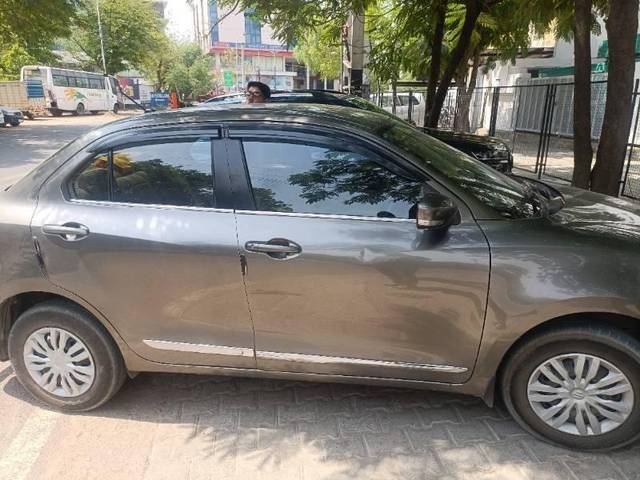 https://images10.gaadi.com/usedcar_image/4510906/original/processed_0198214a-8b8a-49d3-9d31-c142e6f98e34.jpg?imwidth=6401