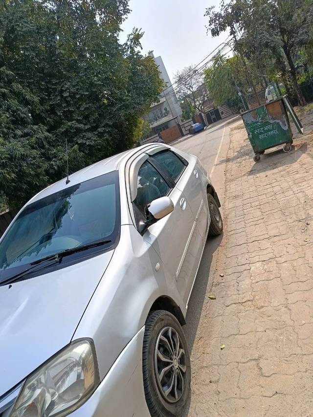 https://images10.gaadi.com/usedcar_image/4510958/original/db2916d0e511cafc3bfce72c5b18ffdf.jpg?imwidth=6400