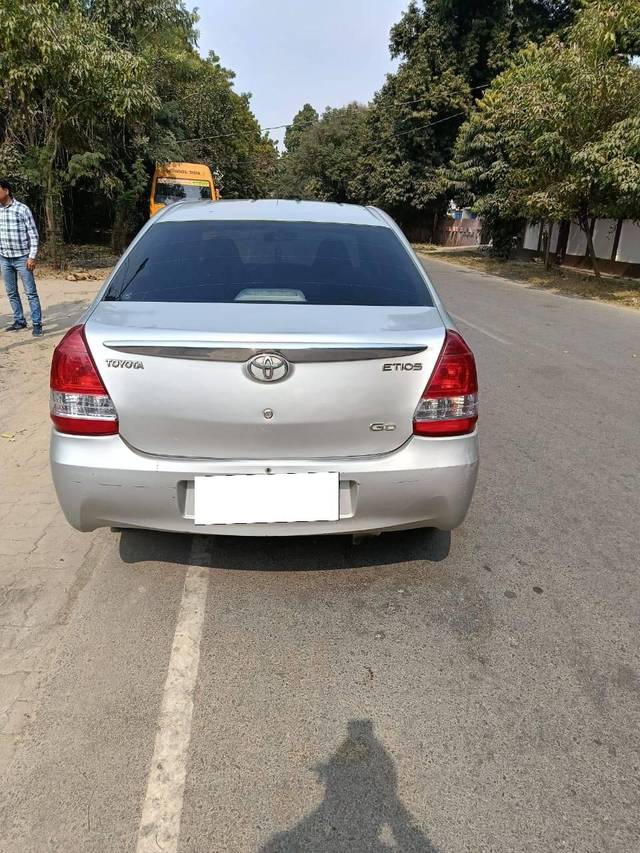 https://images10.gaadi.com/usedcar_image/4510958/original/processed_1fbefa60af084a3261e1266ad532a965.jpg?imwidth=6401