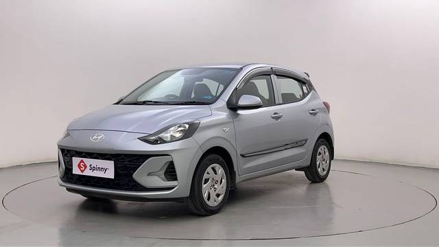 https://images10.gaadi.com/usedcar_image/4510969/original/9a8680f3cd08defb6a9d80d21ca9baba.JPG?imwidth=6400
