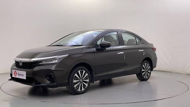 https://images10.gaadi.com/usedcar_image/4510970/original/3996c3fe4da466b10beb0f11160830b1.JPG?imwidth=6400