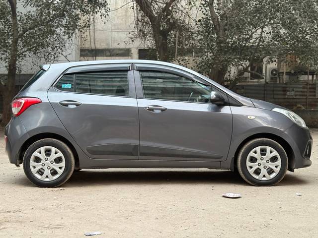 https://images10.gaadi.com/usedcar_image/4510980/original/processed_7b2679531ee748df5844d2ada159e992.jpg?imwidth=6401