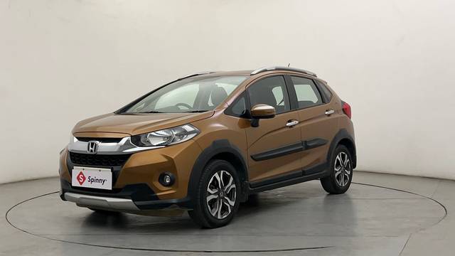 https://images10.gaadi.com/usedcar_image/4510983/original/63c2899f53967a496c06b44197b4e3c5.JPG?imwidth=6400
