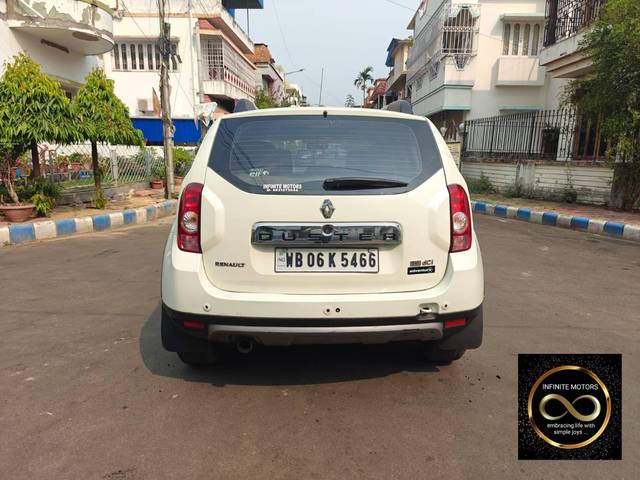 https://images10.gaadi.com/usedcar_image/4510990/original/processed_7a162c7ab72346dd65a166b0e9273b85.jpg?imwidth=6402