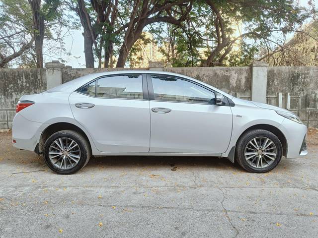 https://images10.gaadi.com/usedcar_image/4511017/original/processed_0c39550b95def0587f80fbbe820c86b1.jpg?imwidth=6401