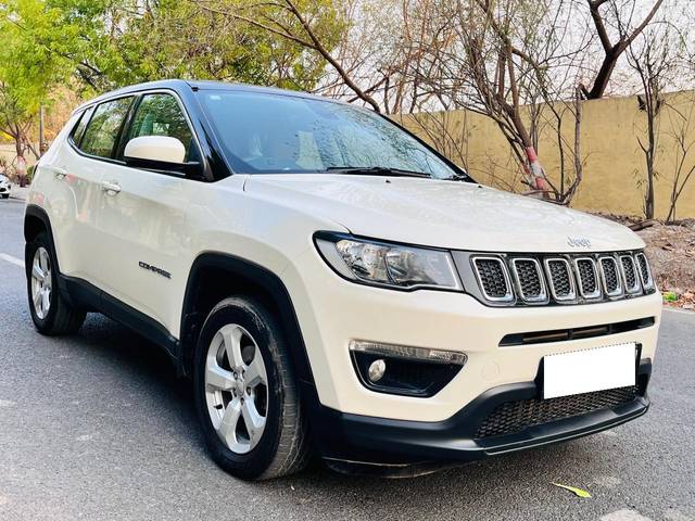 https://images10.gaadi.com/usedcar_image/4511036/original/processed_624b66059fed2a1523e702a666eafd8d.jpeg?imwidth=6400