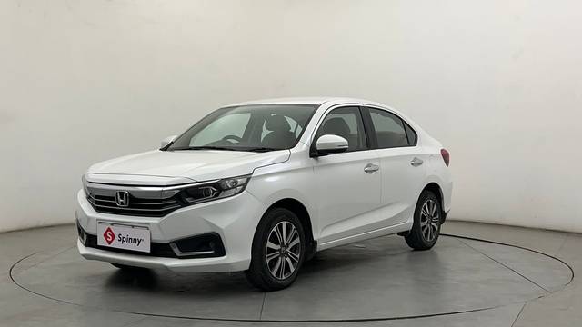 https://images10.gaadi.com/usedcar_image/4511063/original/a009ba2487a9c22dde6ea2fcd902ab2a.JPG?imwidth=6400