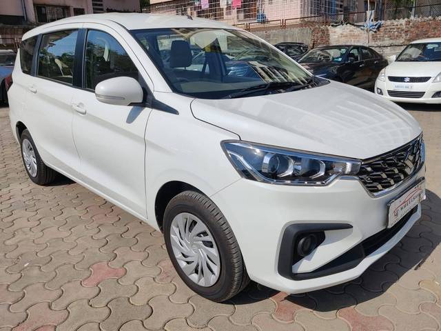 https://images10.gaadi.com/usedcar_image/4511065/original/processed_023a3fd69142b90775cdd40ffca6647e.jpeg?imwidth=6400
