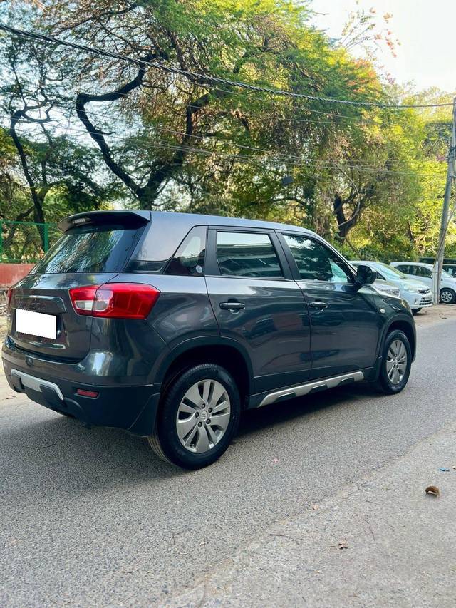 https://images10.gaadi.com/usedcar_image/4511091/original/processed_146ad8f72cf19560ad69d4a672bd17ec.jpeg?imwidth=6402