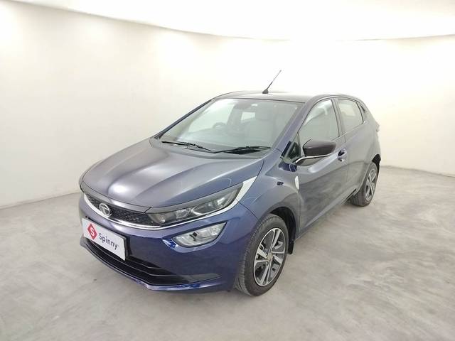 https://images10.gaadi.com/usedcar_image/4511112/original/9aea1c91e90c8b6f6f650479efff89d9.jpg?imwidth=6400