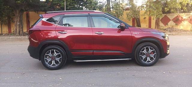 https://images10.gaadi.com/usedcar_image/4511118/original/processed_0849733ff56293176bf2bfa12162b7d1.jpeg?imwidth=6401