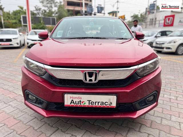 https://images10.gaadi.com/usedcar_image/4511154/original/9e6efc1b418ce934789bec8344aefa85.jpg?imwidth=6400