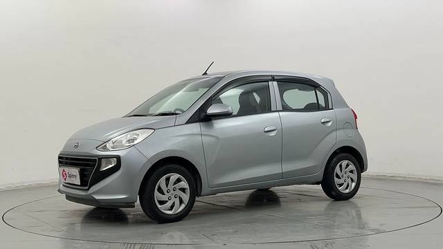 https://images10.gaadi.com/usedcar_image/4511155/original/9b991877e0945d9a941ec92ad3eeaeb2.JPG?imwidth=6400
