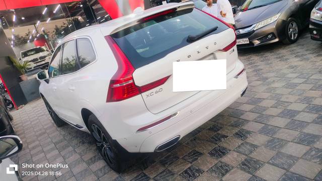 https://images10.gaadi.com/usedcar_image/4511159/original/processed_87e328433f77dae2ff371539fc650bc6.jpg?imwidth=6402