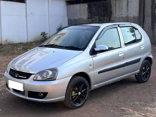 https://images10.gaadi.com/usedcar_image/4511262/original/processed_97782bc4-9d9c-4376-ad96-b04886413e16.jpg?imwidth=6400
