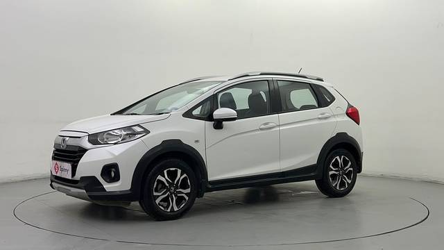 https://images10.gaadi.com/usedcar_image/4511287/original/eb43020355dd8aeffeb264174b71e00d.JPG?imwidth=6400