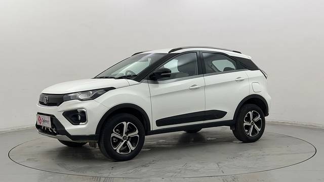 https://images10.gaadi.com/usedcar_image/4511304/original/f977084bd937018ff2d2b2b01e0583fa.JPG?imwidth=6400