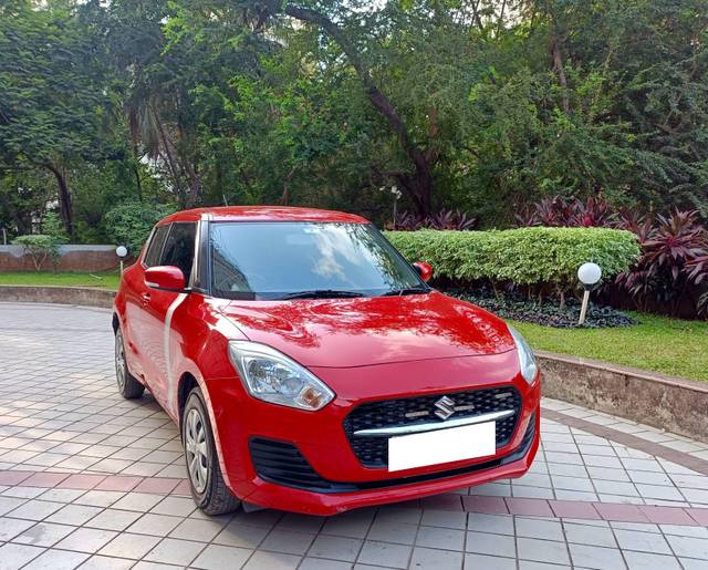 https://images10.gaadi.com/usedcar_image/4511324/original/processed_87e5414a1718e604ae27eee5edad9822.jpg?imwidth=6400