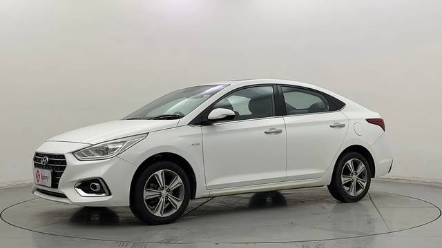 https://images10.gaadi.com/usedcar_image/4511333/original/87e8215ecd7c1c62c6c00e545548d190.JPG?imwidth=6400