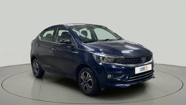https://images10.gaadi.com/usedcar_image/4511334/original/05426bae554850ce78797f1e6f9bb3b9.jpg?imwidth=6400