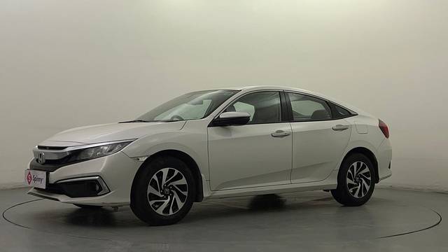 https://images10.gaadi.com/usedcar_image/4511349/original/ce9f7f411380d403046e0360e10cea58.JPG?imwidth=6400