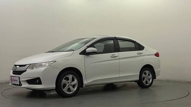 https://images10.gaadi.com/usedcar_image/4511363/original/d2af214426ec925d832b673ed5b24fb8.JPG?imwidth=6400